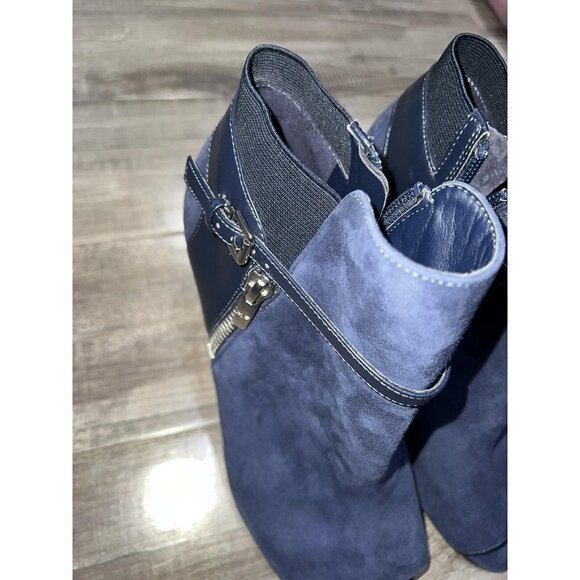 MARC FISHER Navy Blue suede peep toe boots Size 9M Leather Blue Navy Shoes - Picture 4 of 12